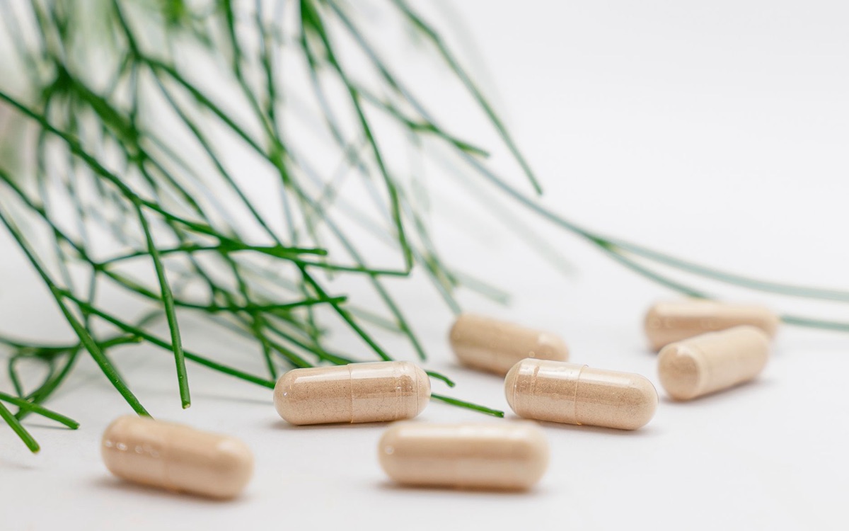 modern herbal supplement kapsel