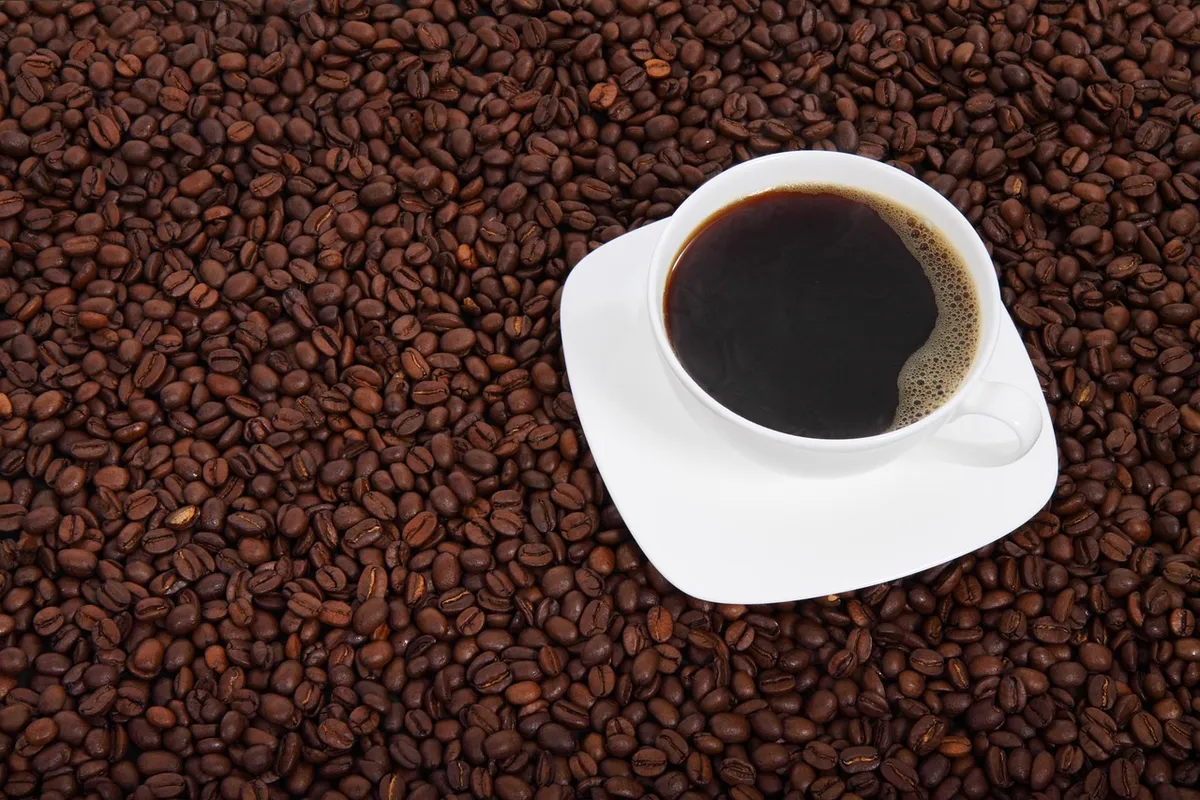 coffee, beans, cup, cup of coffee, coffee cup, black coffee, coffee beans, aroma, hot coffee, caffeine, coffee icon, drink, beverage, hot drink, hot beverage, c